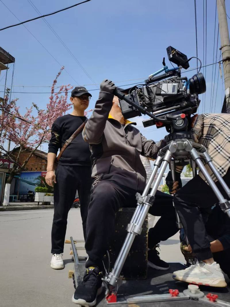 乐至县广告片拍摄：快消品牌爆款之选，网感内容适配社媒传播！