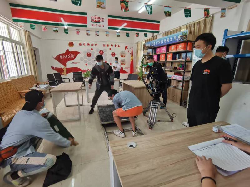 乐至县广告片拍摄公司：极简主义践行者，少即是多的视觉哲学